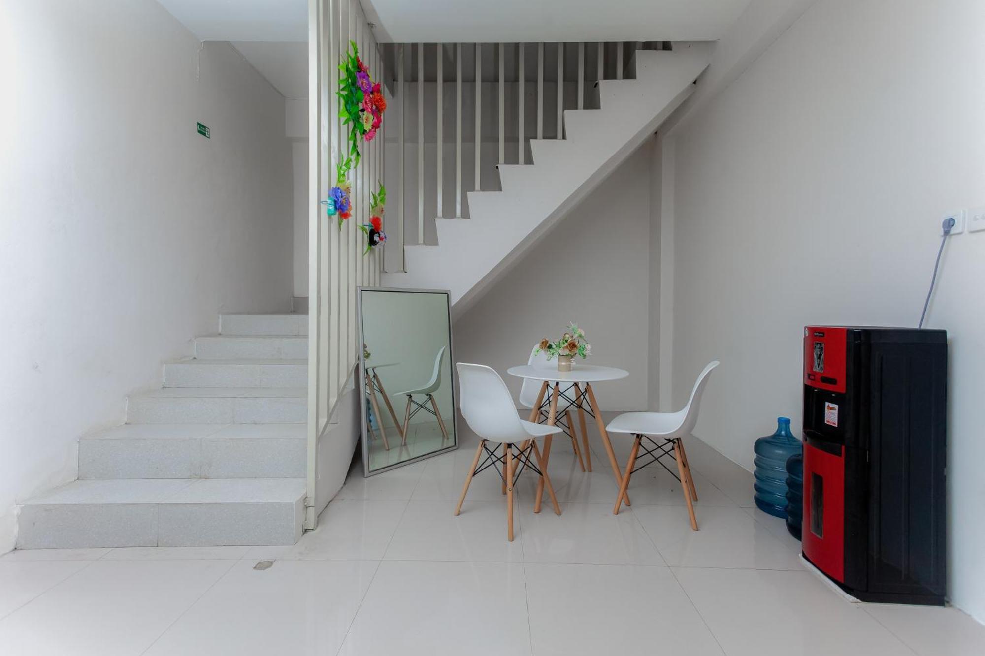 Urbanview Hotel Priority Samarinda By Reddoorz Extérieur photo