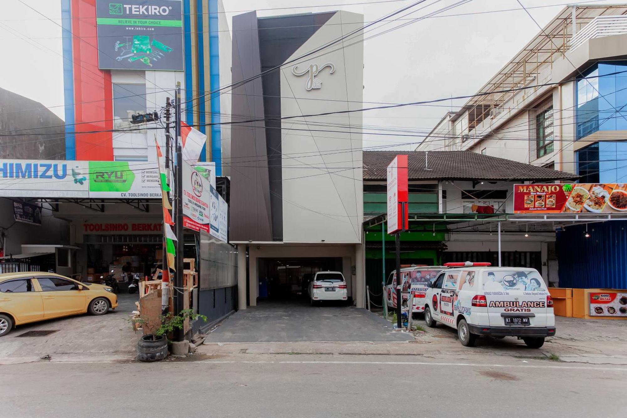 Urbanview Hotel Priority Samarinda By Reddoorz Extérieur photo
